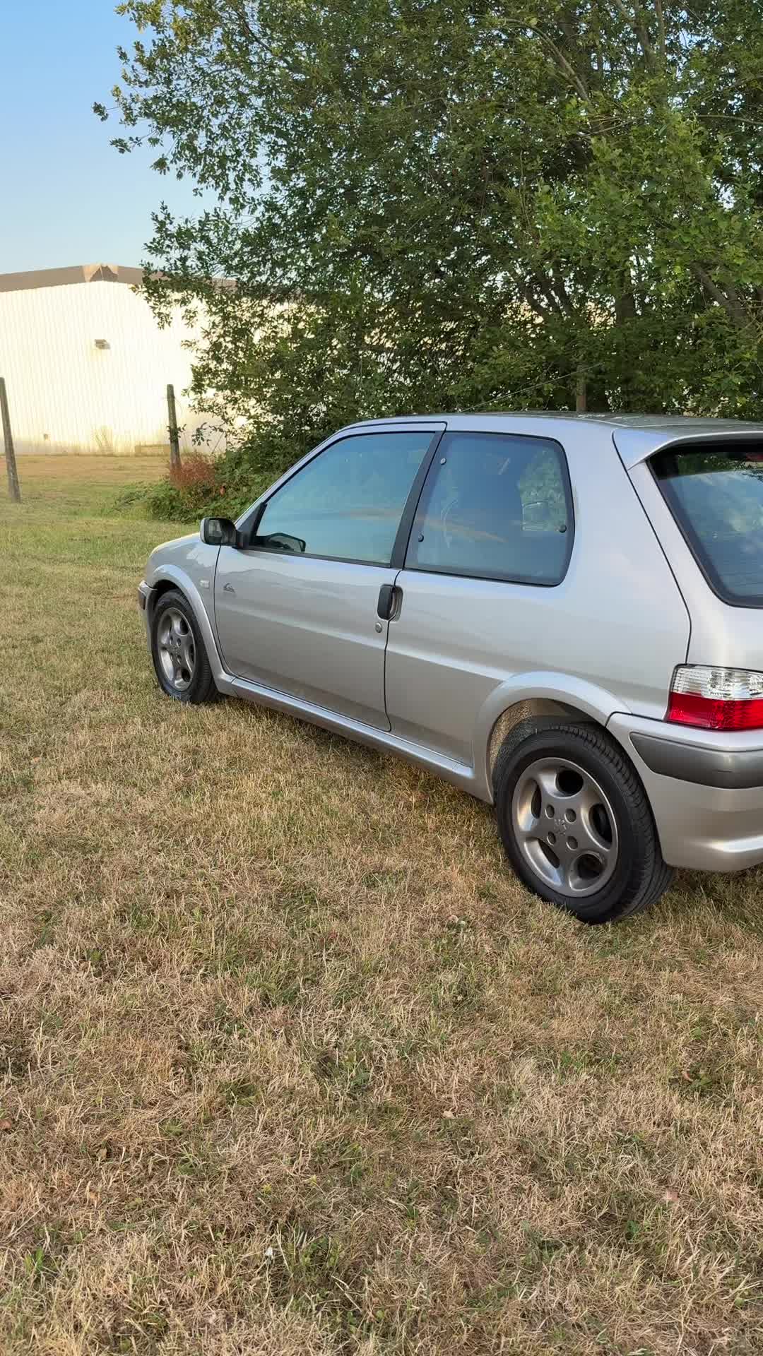 @alexmills127
