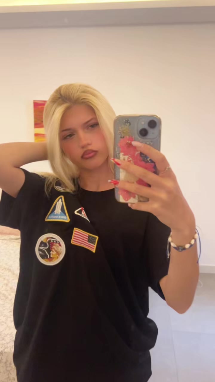 @машаа