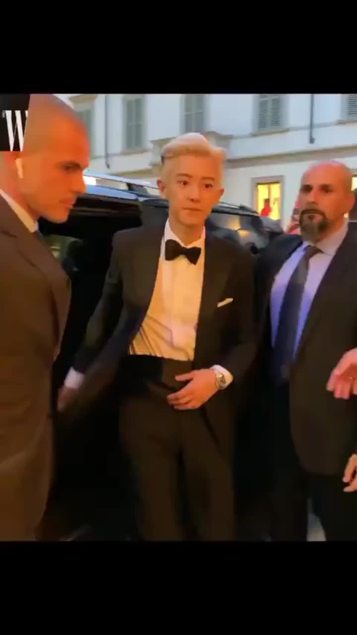 @EXO-L 100M