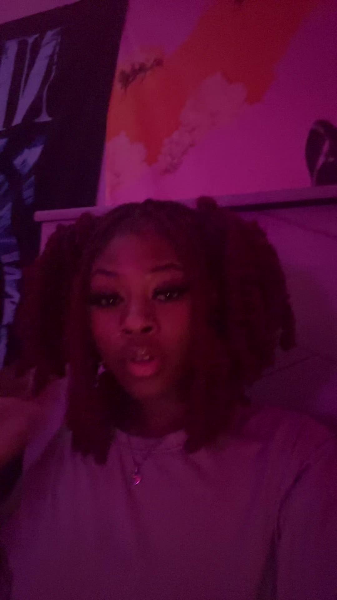 @️