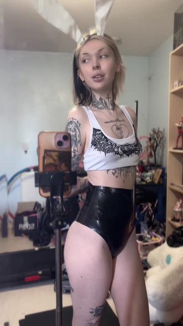 @noimnotaghoulx