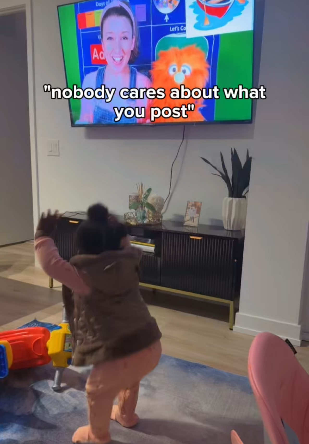 @Ari