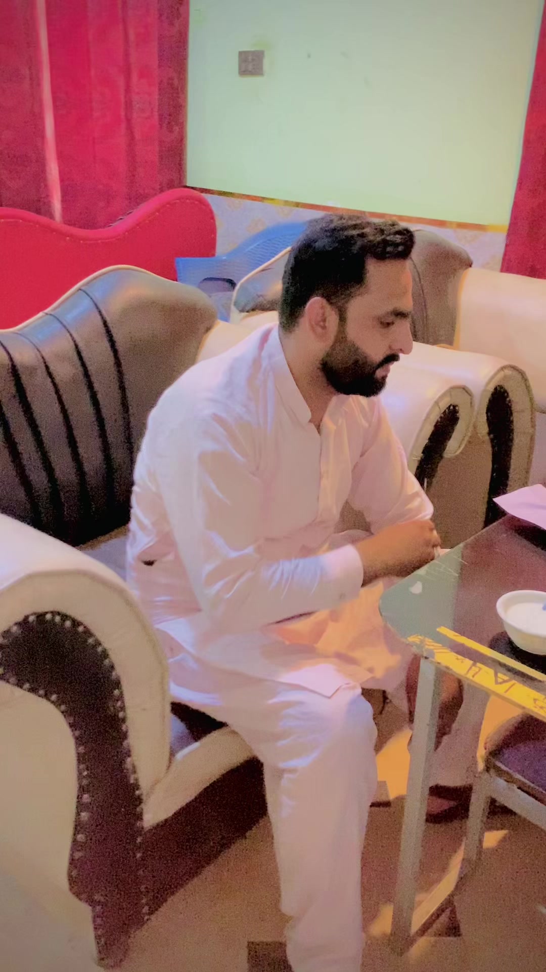 @tiktok.com/@malikaftab965