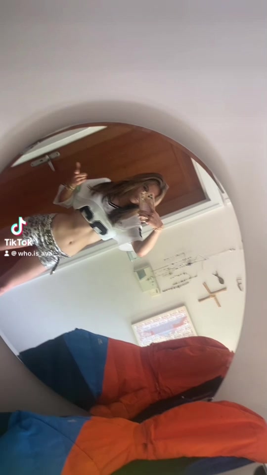 @𝒜𝓋𝒶 ℳ𝒸𝒞ℴ𝓊𝓇𝓉🎀🪼