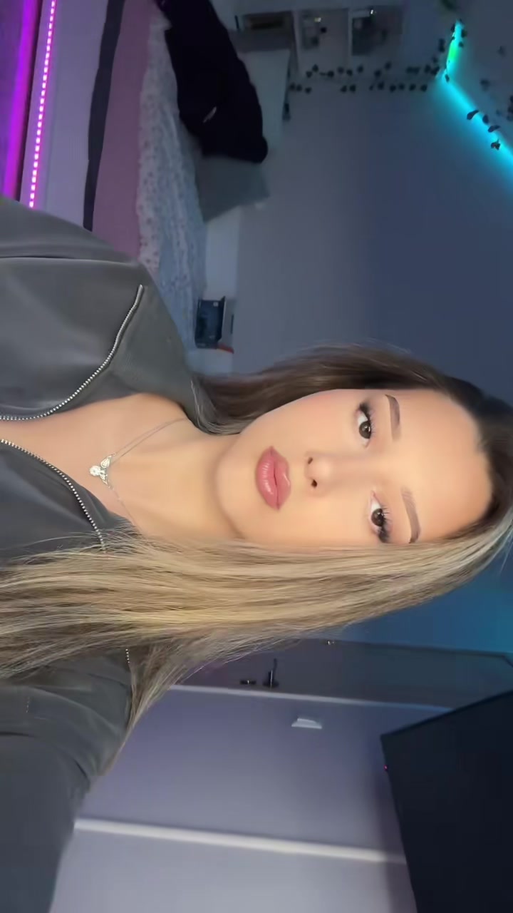 @𝗸𝗮𝗿𝗶𝗻𝗮𝗮𝘁𝗻