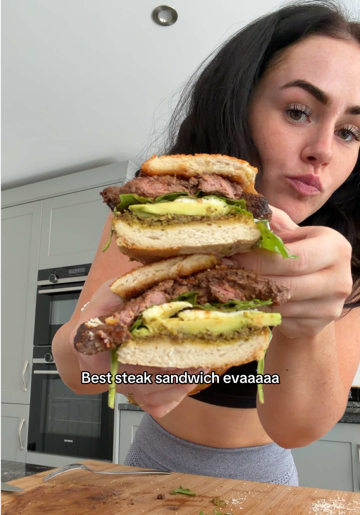 @Elise T