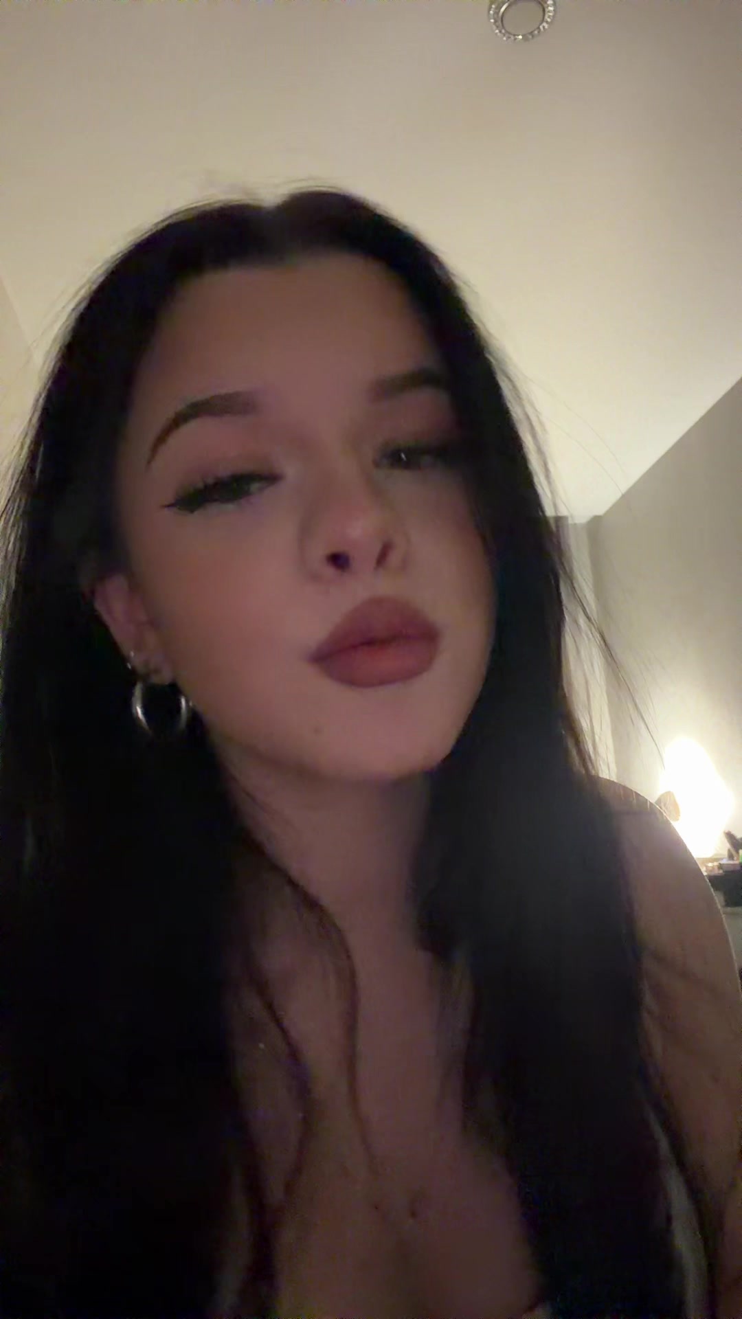 @nyxora