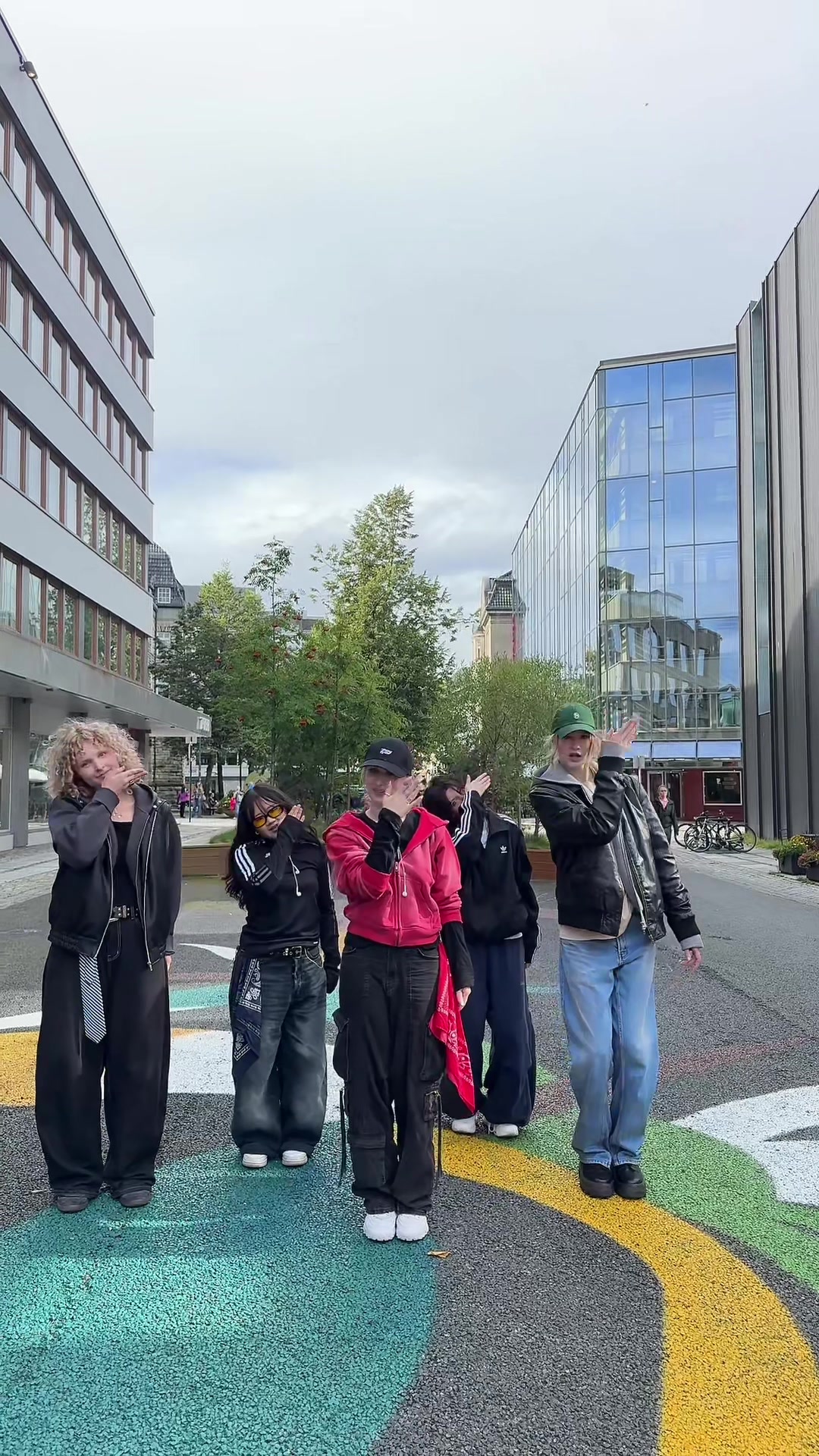 @Chromatic Dance Crew