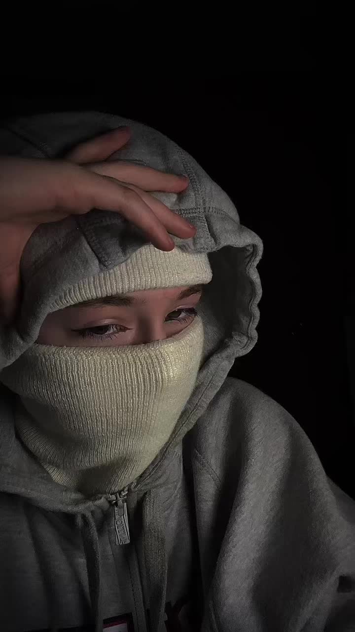 @Maklillian