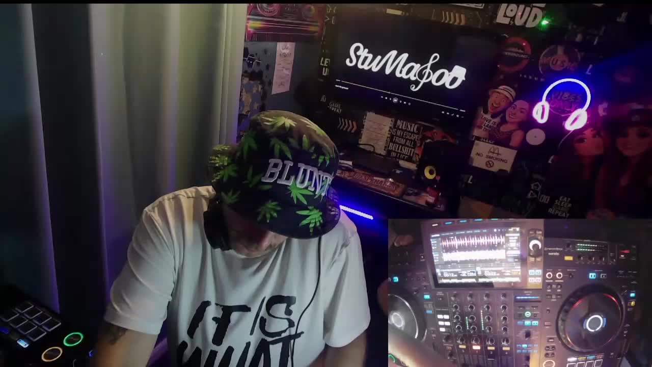 @stumagoo