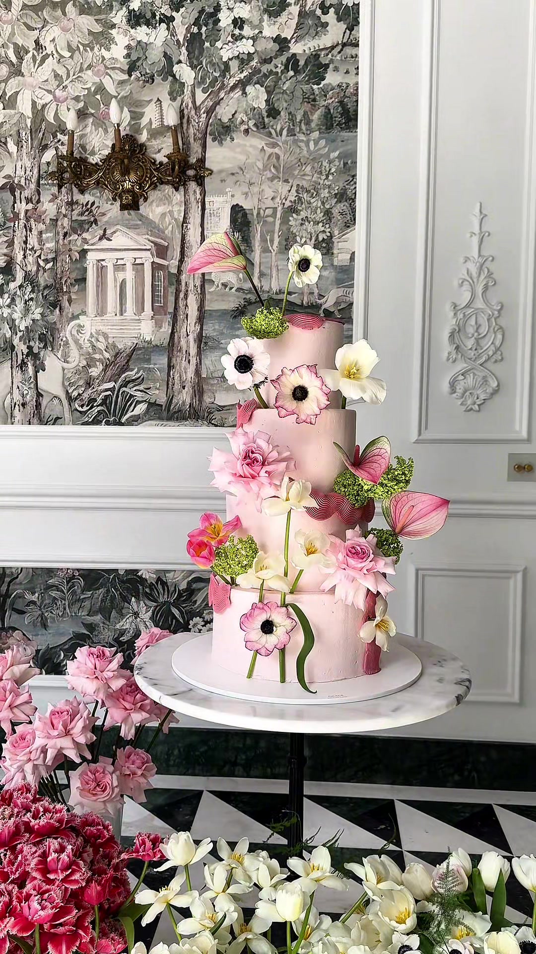 @Grace couture cakes