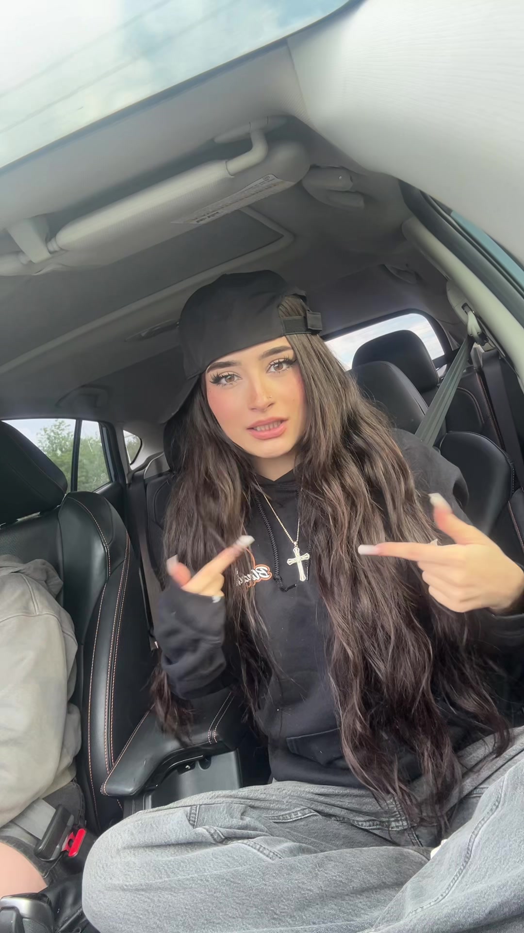 @nikou