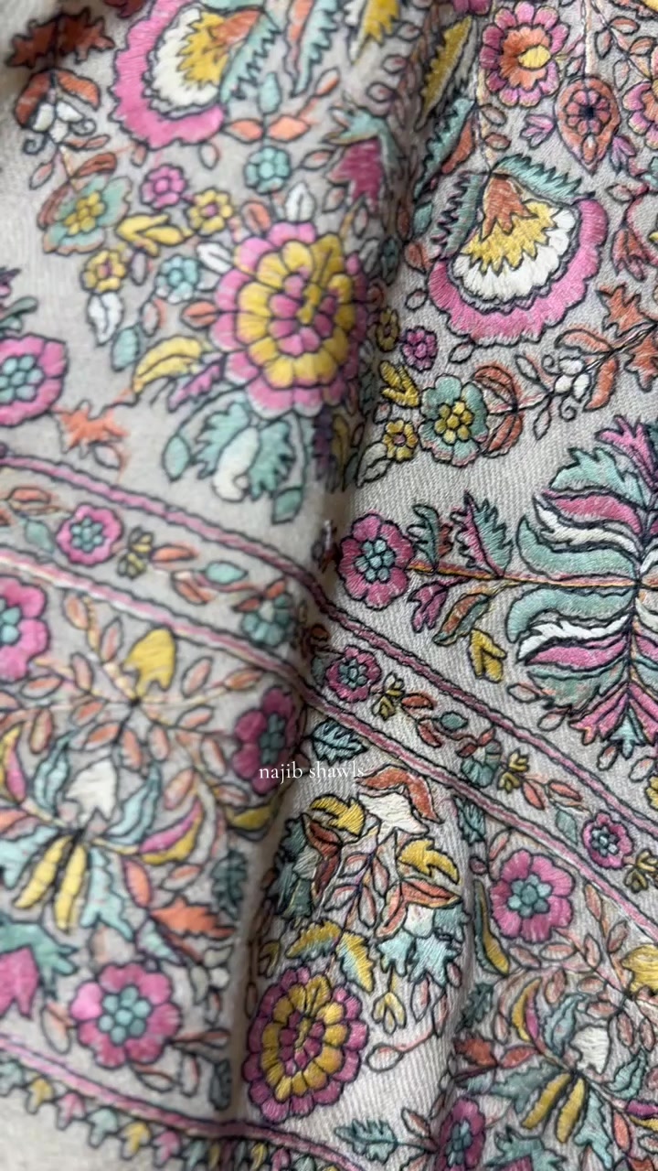 @Najeeb pashmina shawl centre