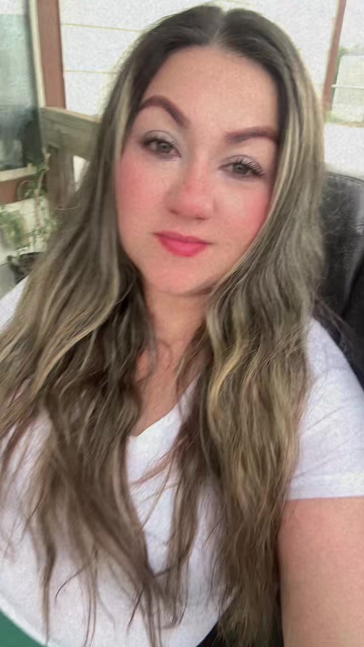 @Angelica González