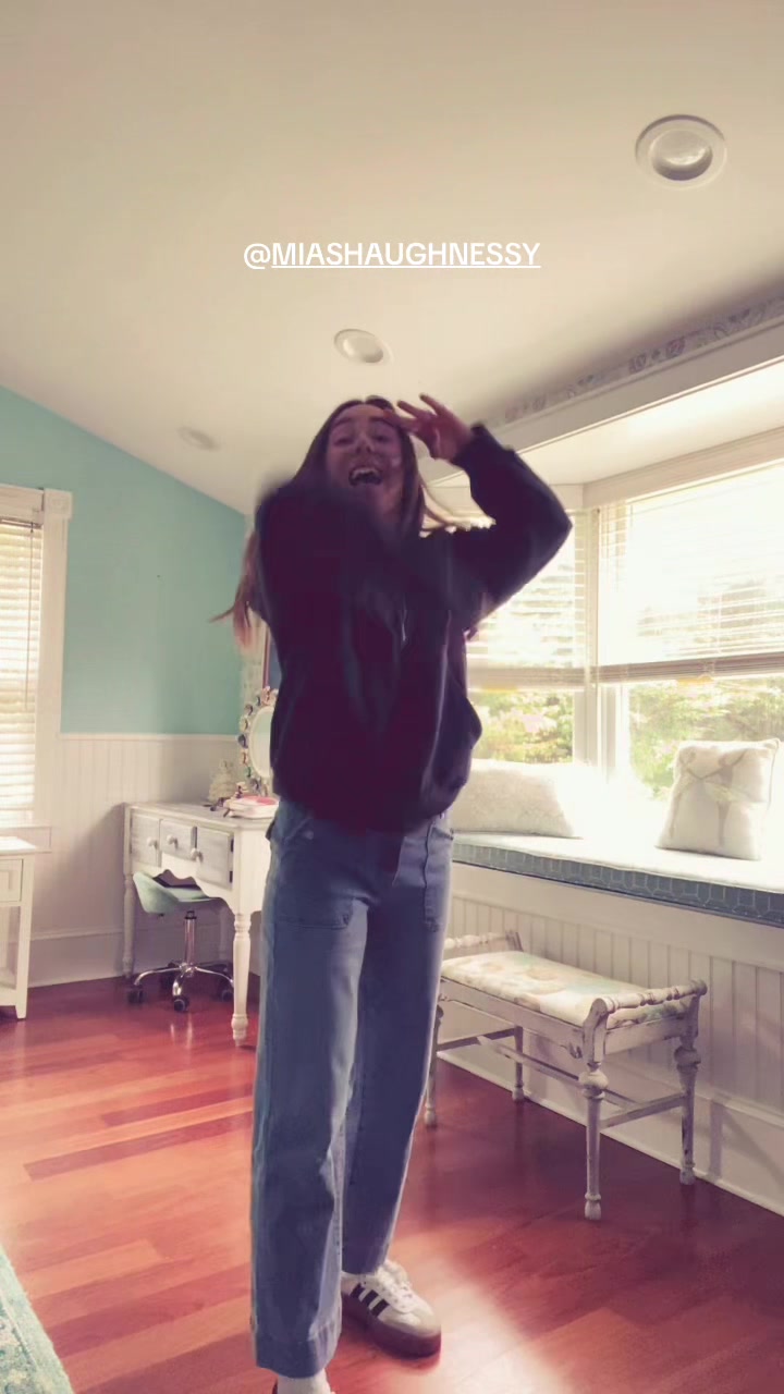 @daphnefitz