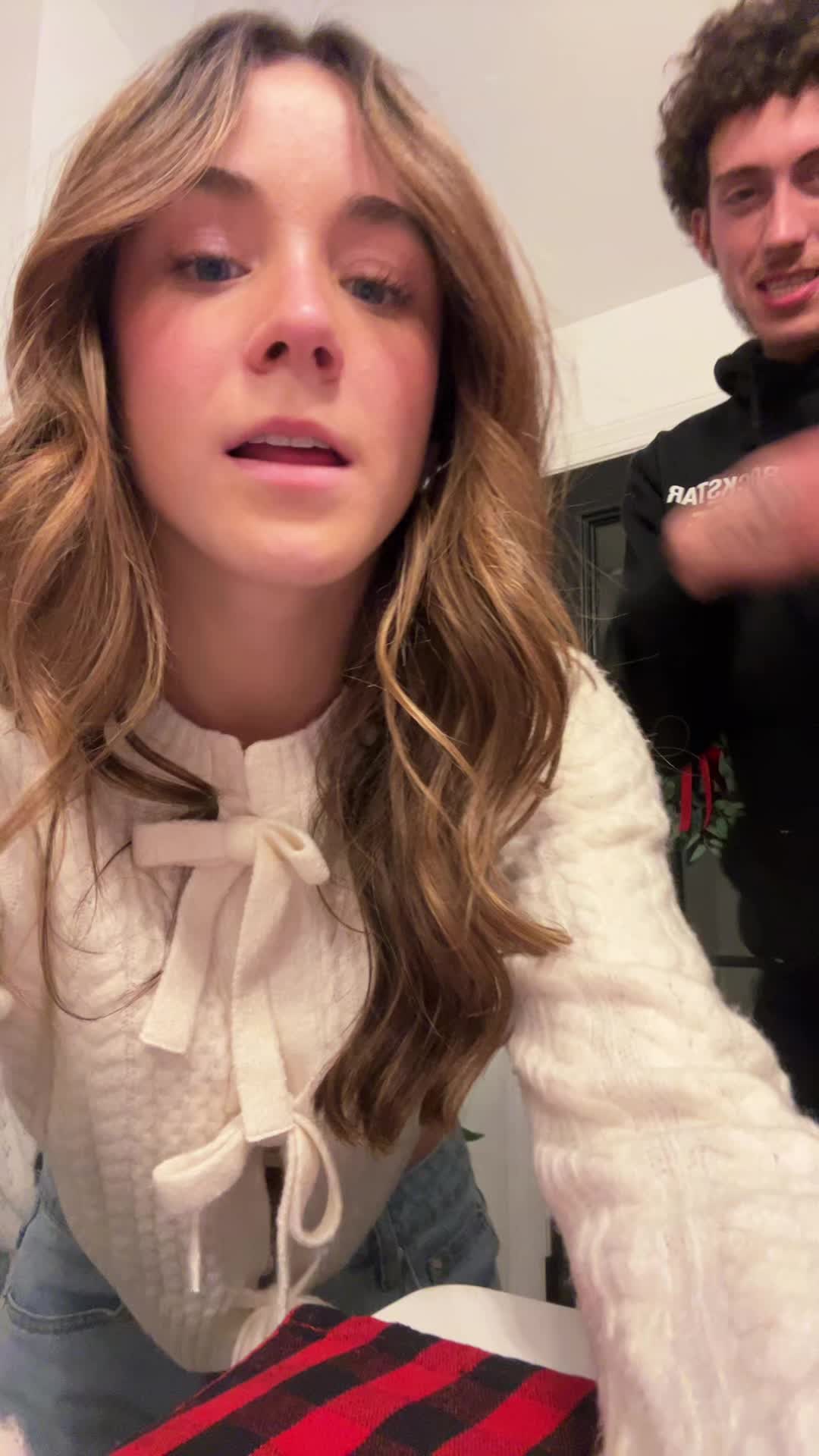 @lucy