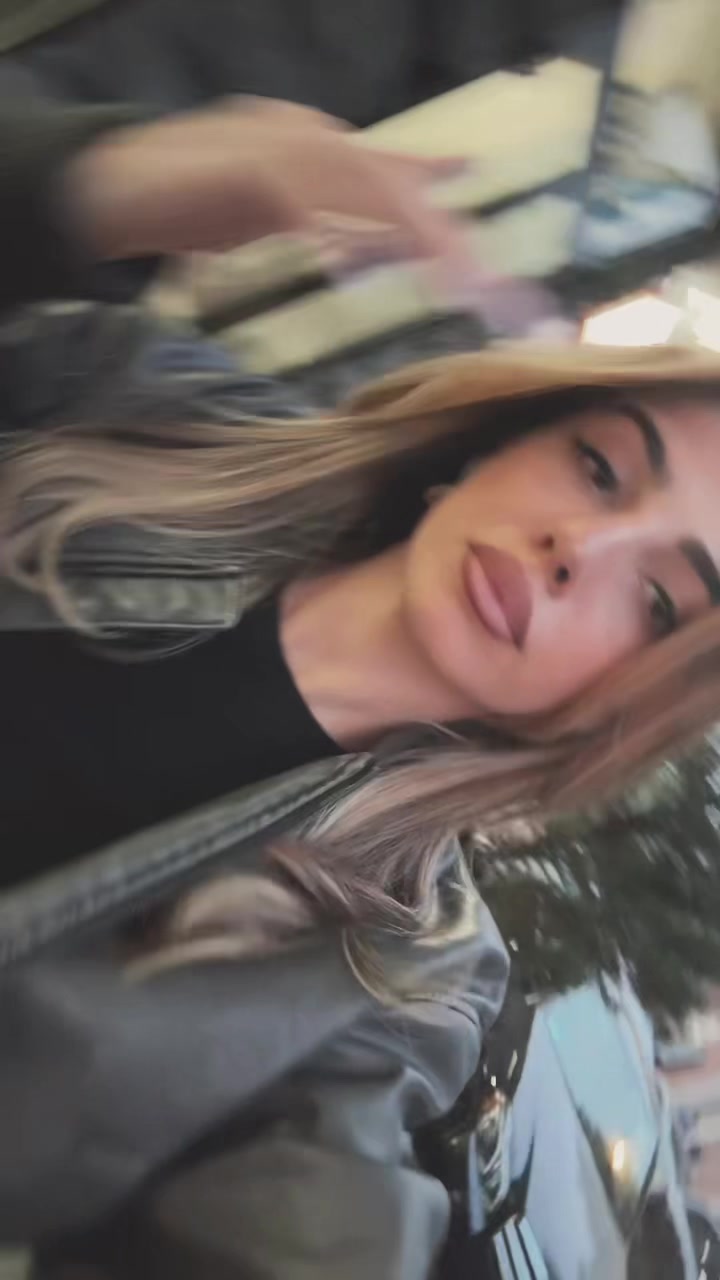 @T
