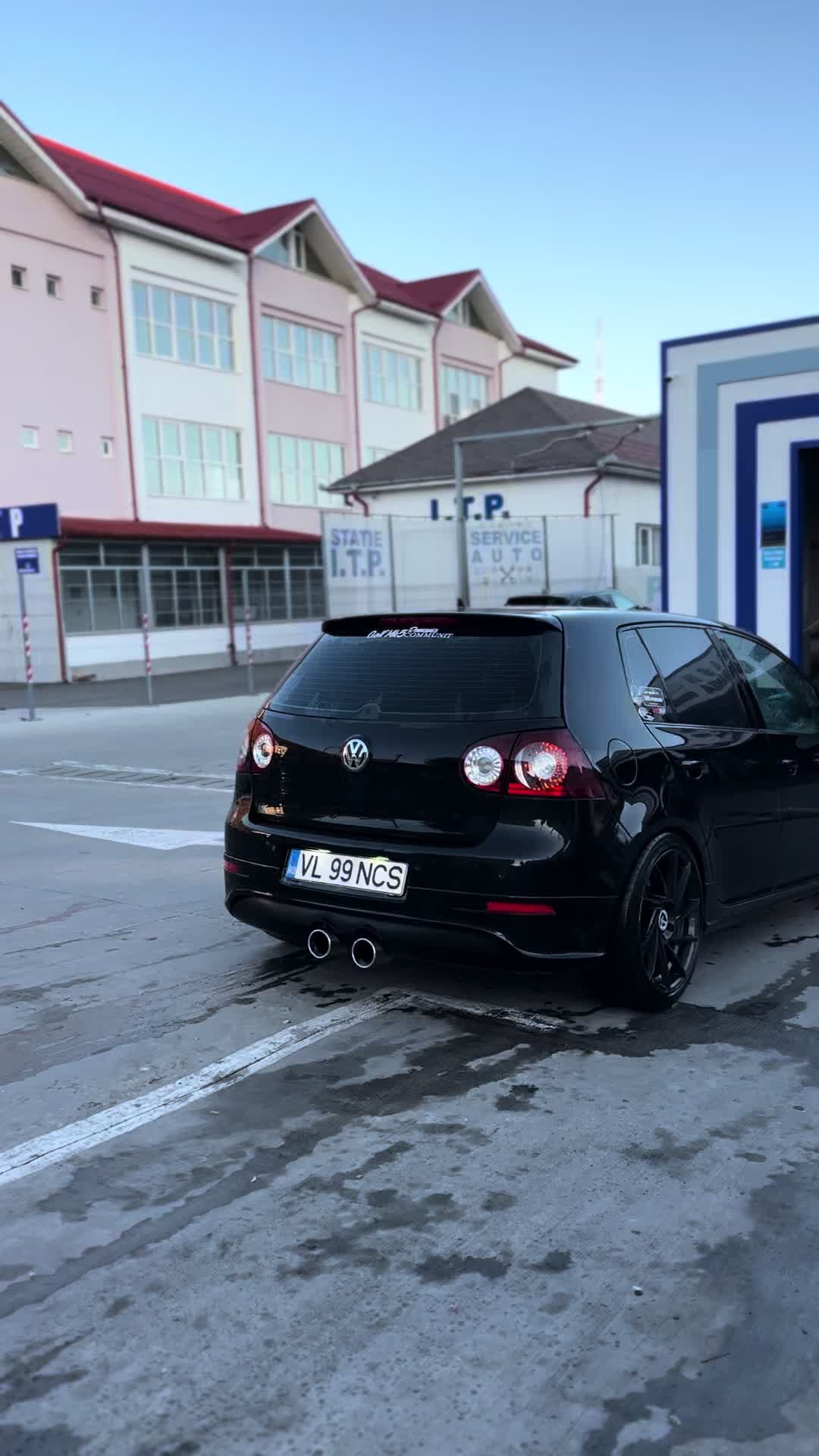 @Neacșu