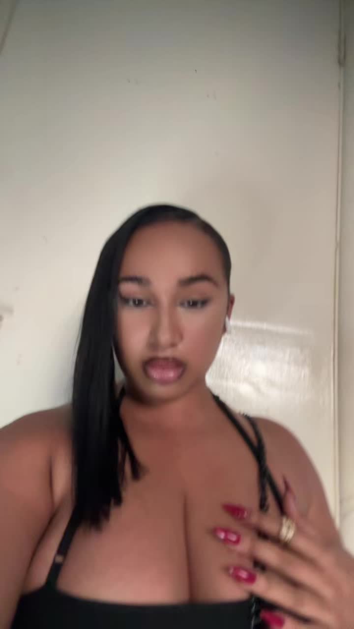 @tionneitaliaa