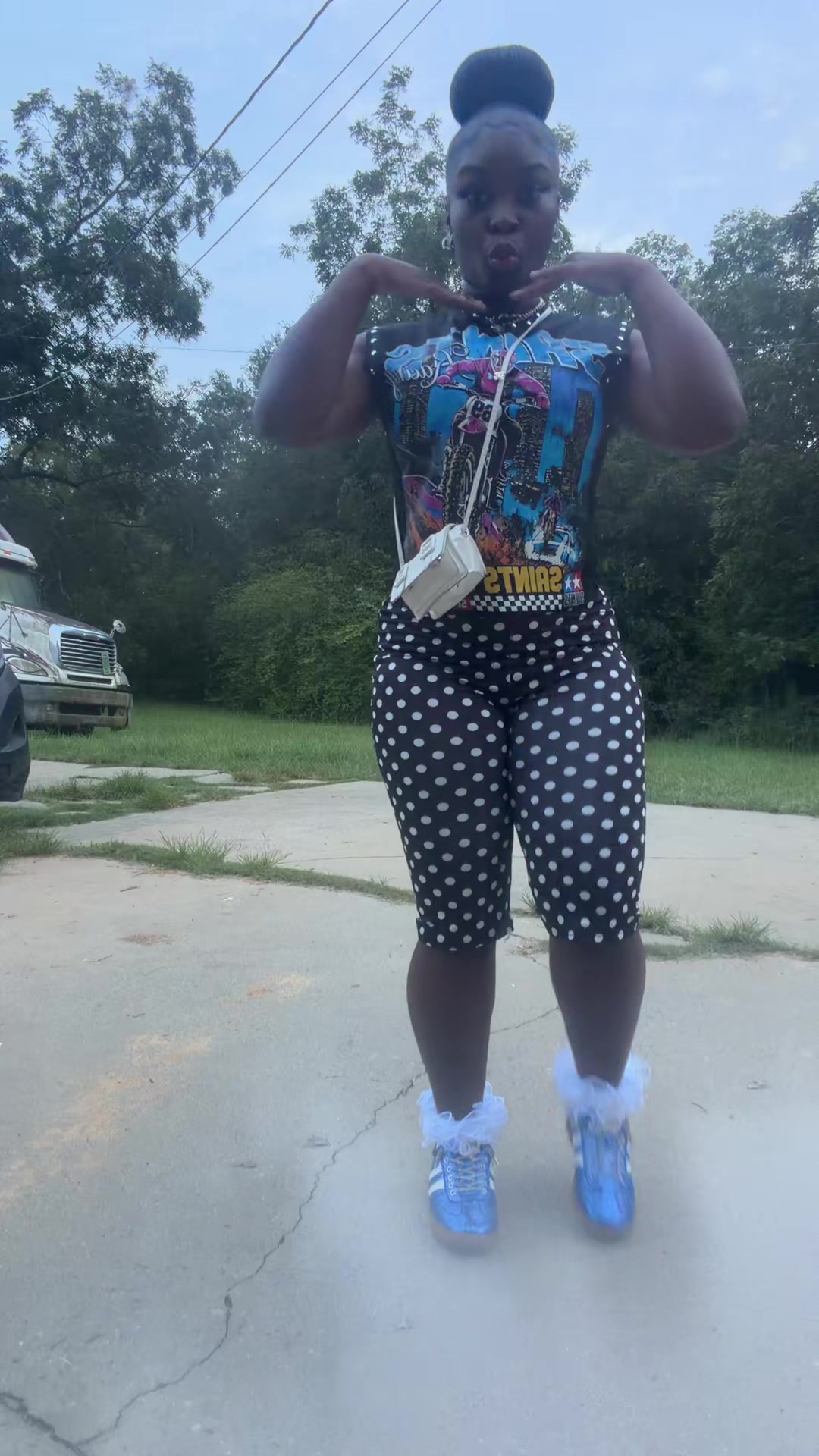 @lifewitmonique