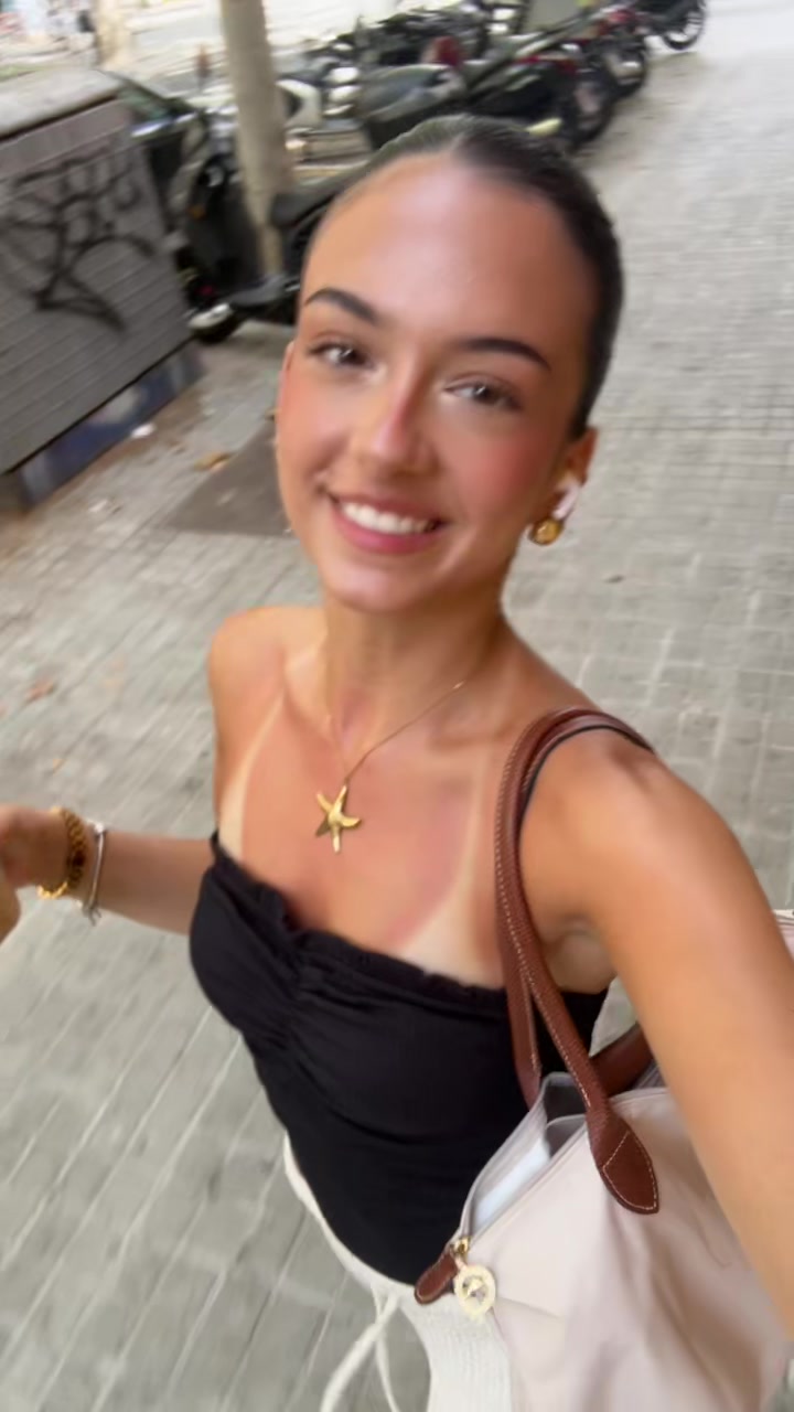 @katiaa