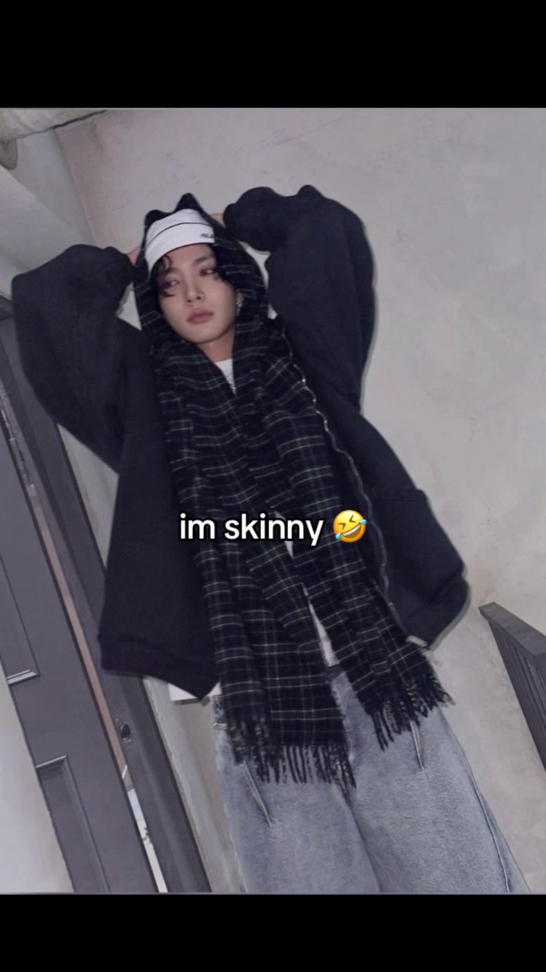@𝜗𝜚