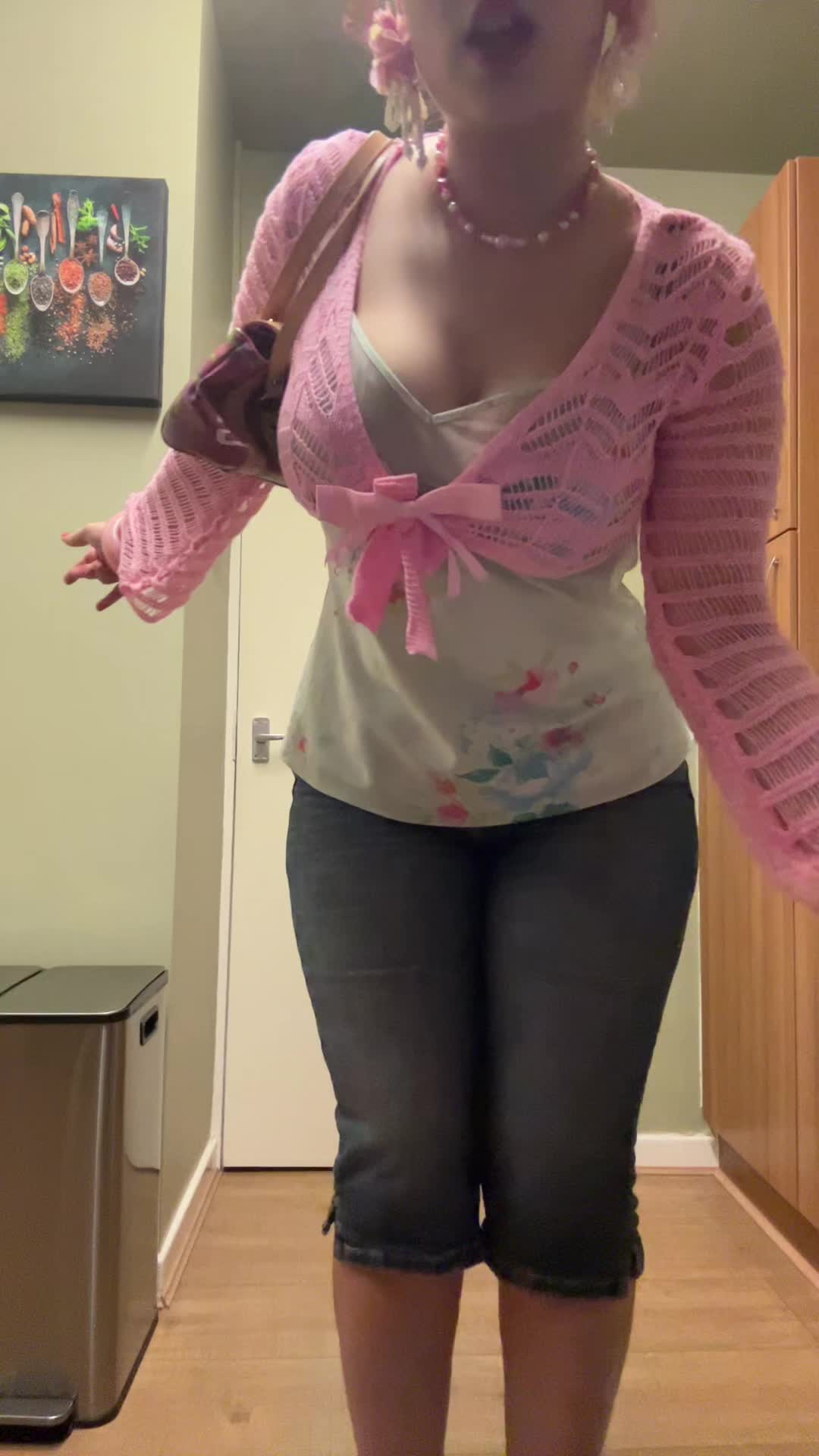 @Valentina