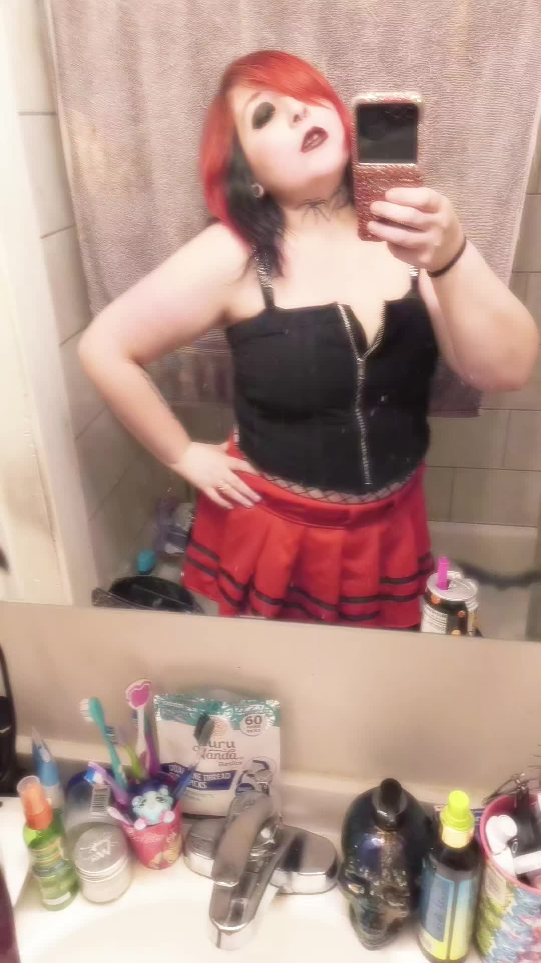 @GothStepMummy