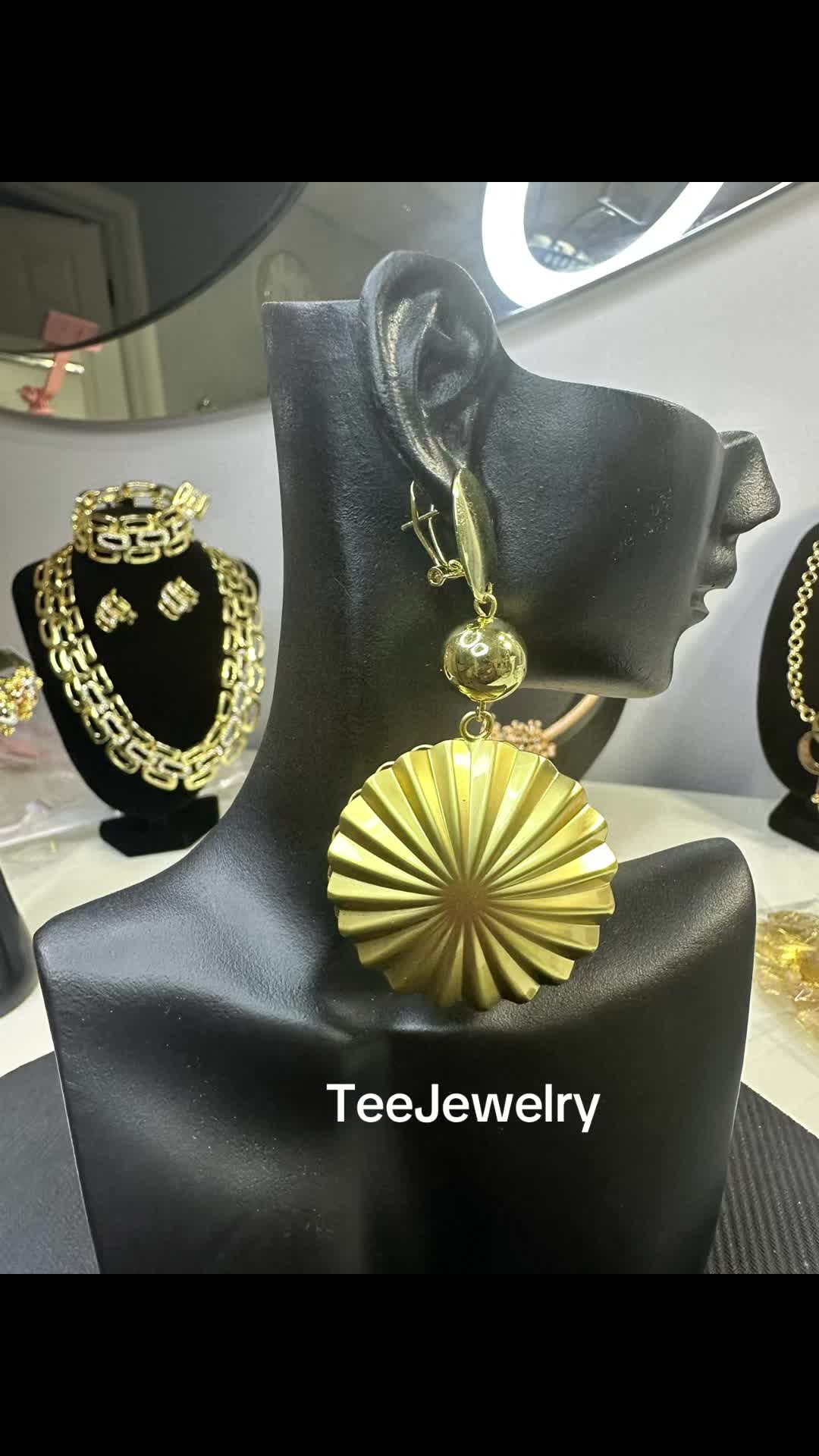 @TeeJewelry