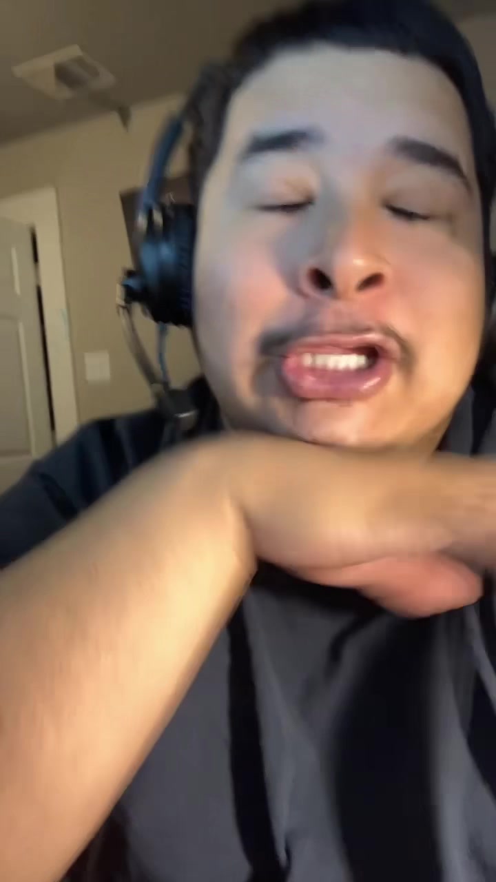 @N I C K I ‘ S K E N 2 1 0 ๐
