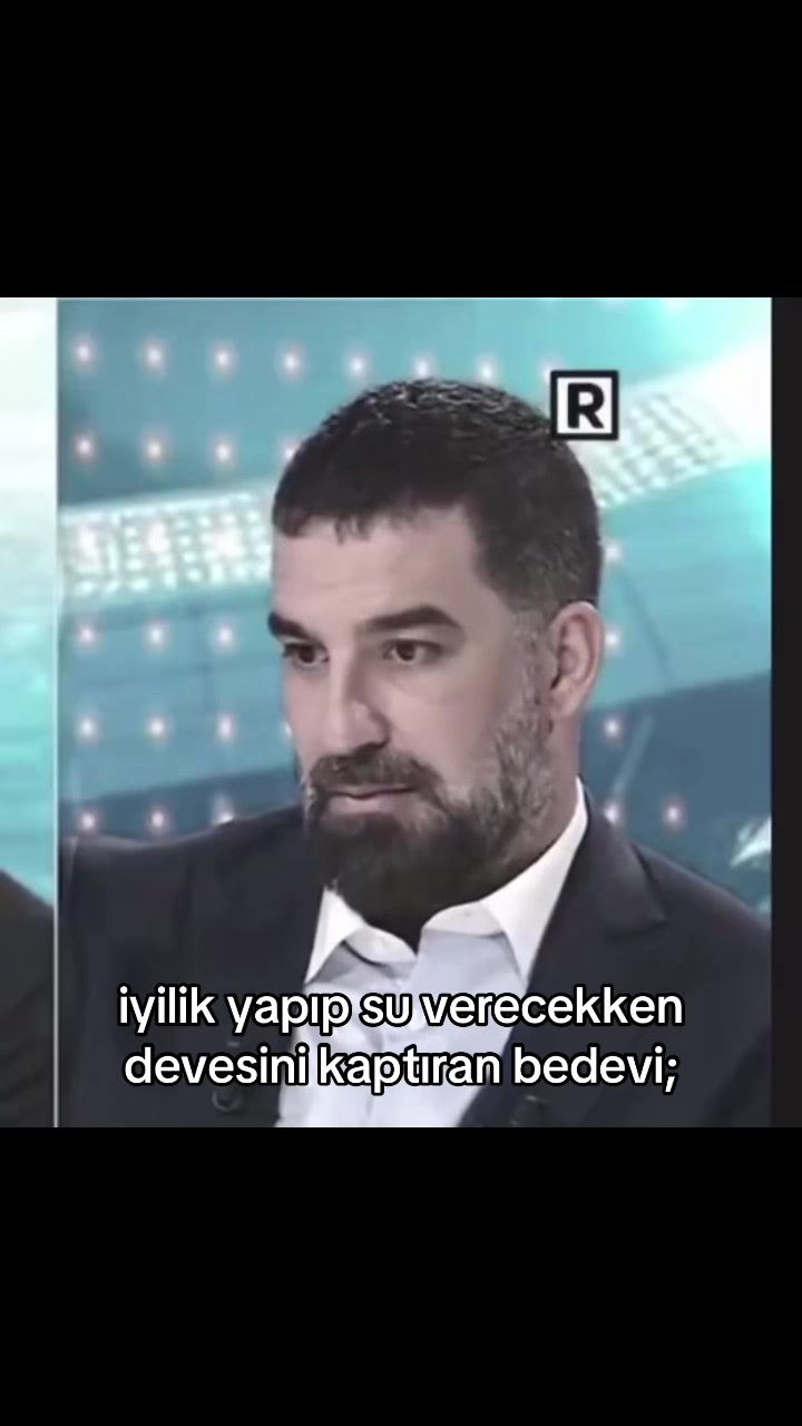 @Perdenin Ardındakiler