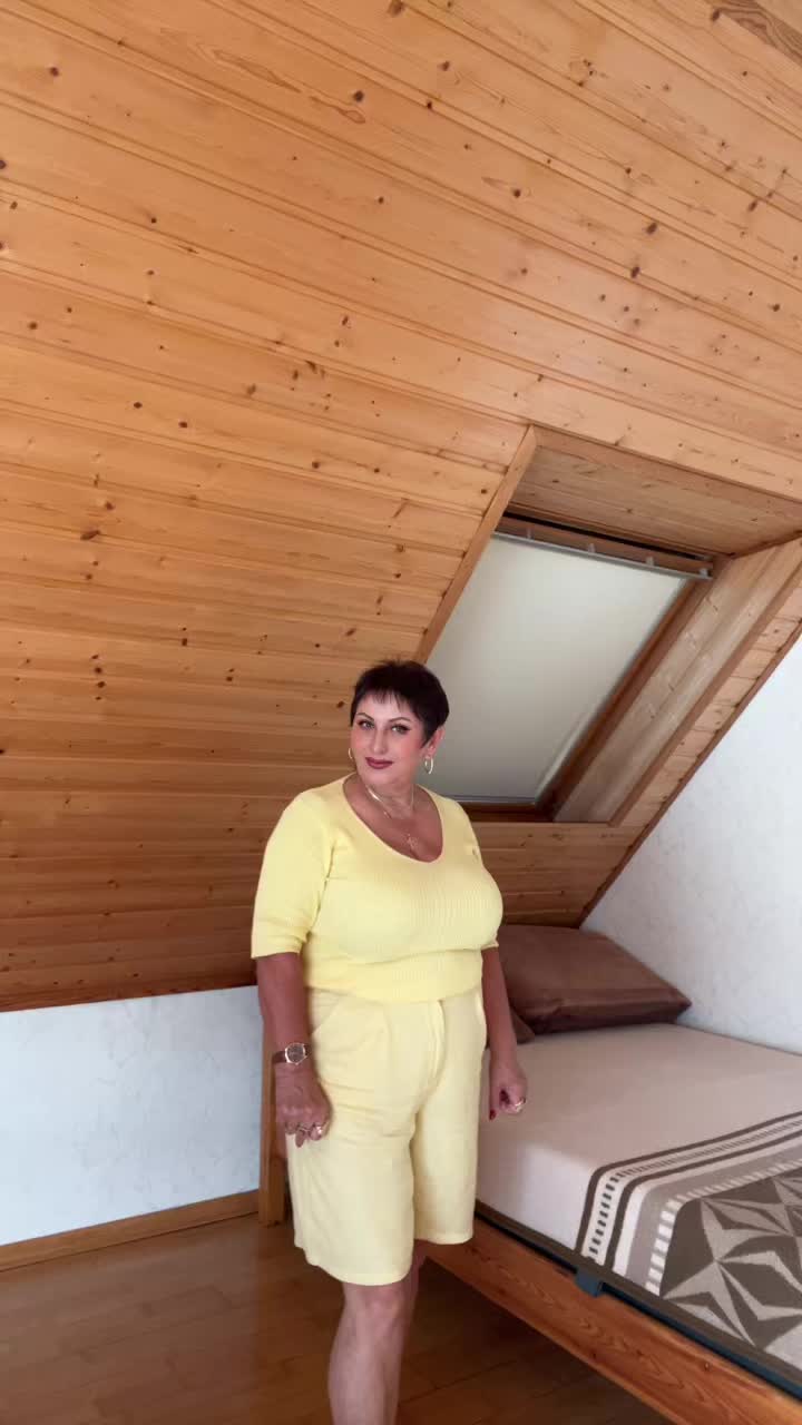 @Laraaa
