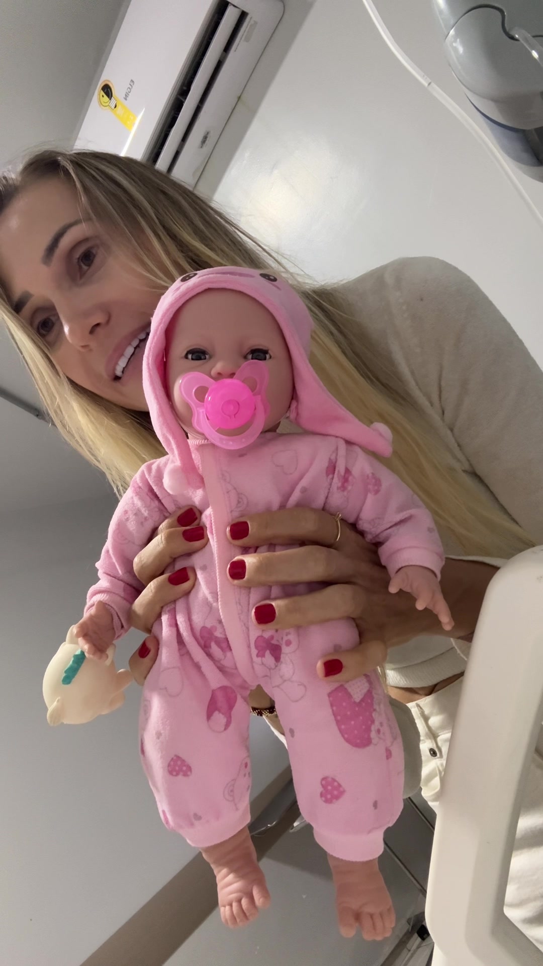 @JojoePolli