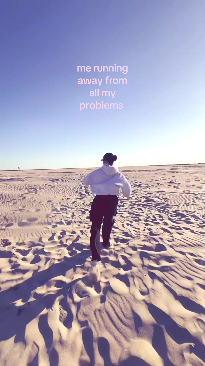 @danielaallisonx