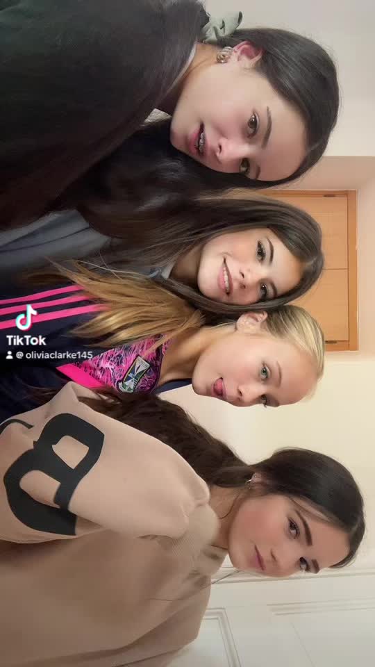 @oliviaclarke135
