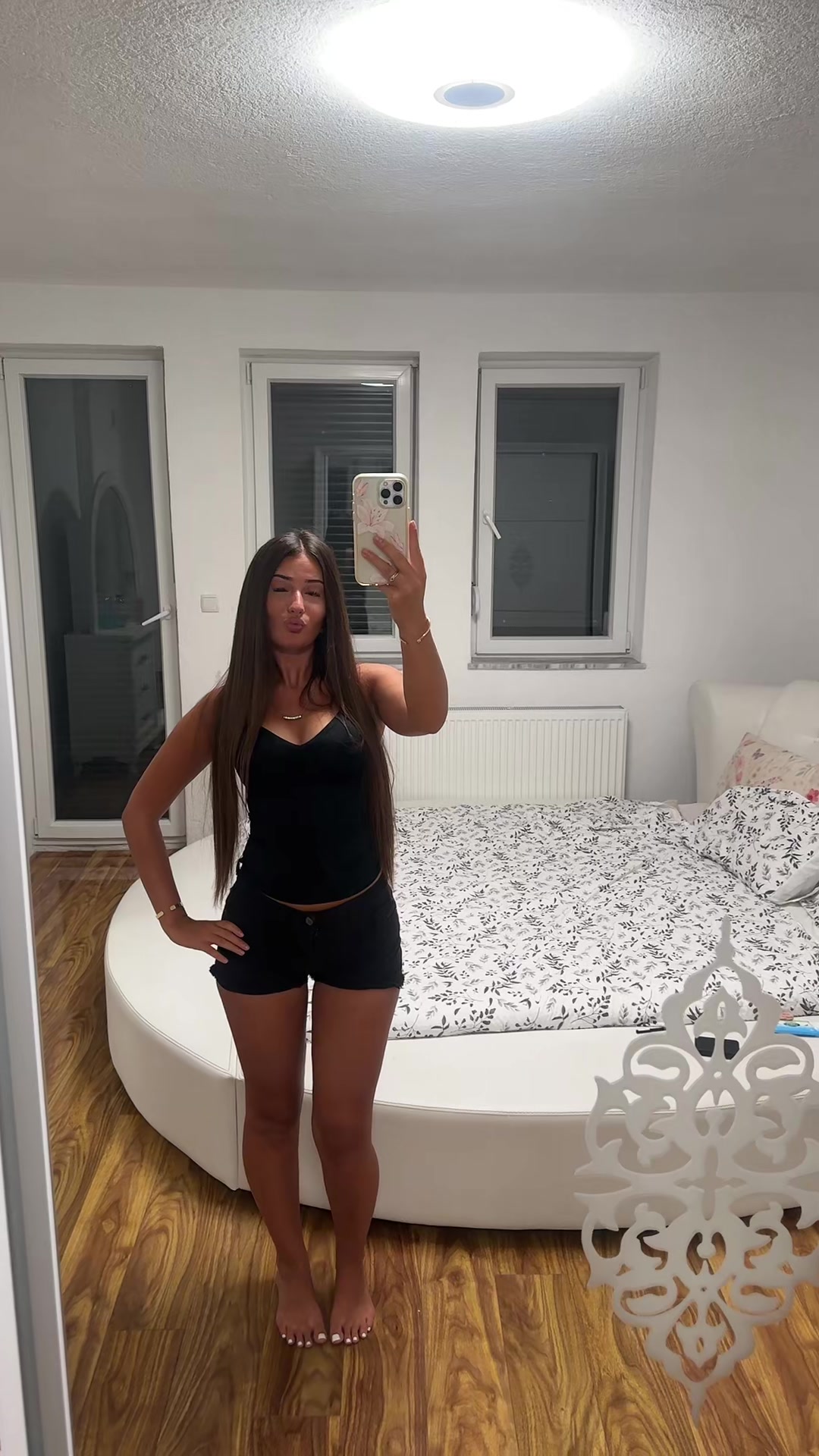 @Elissa