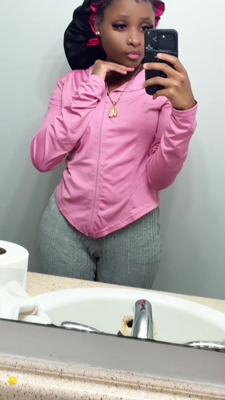 @Prettylilmiya