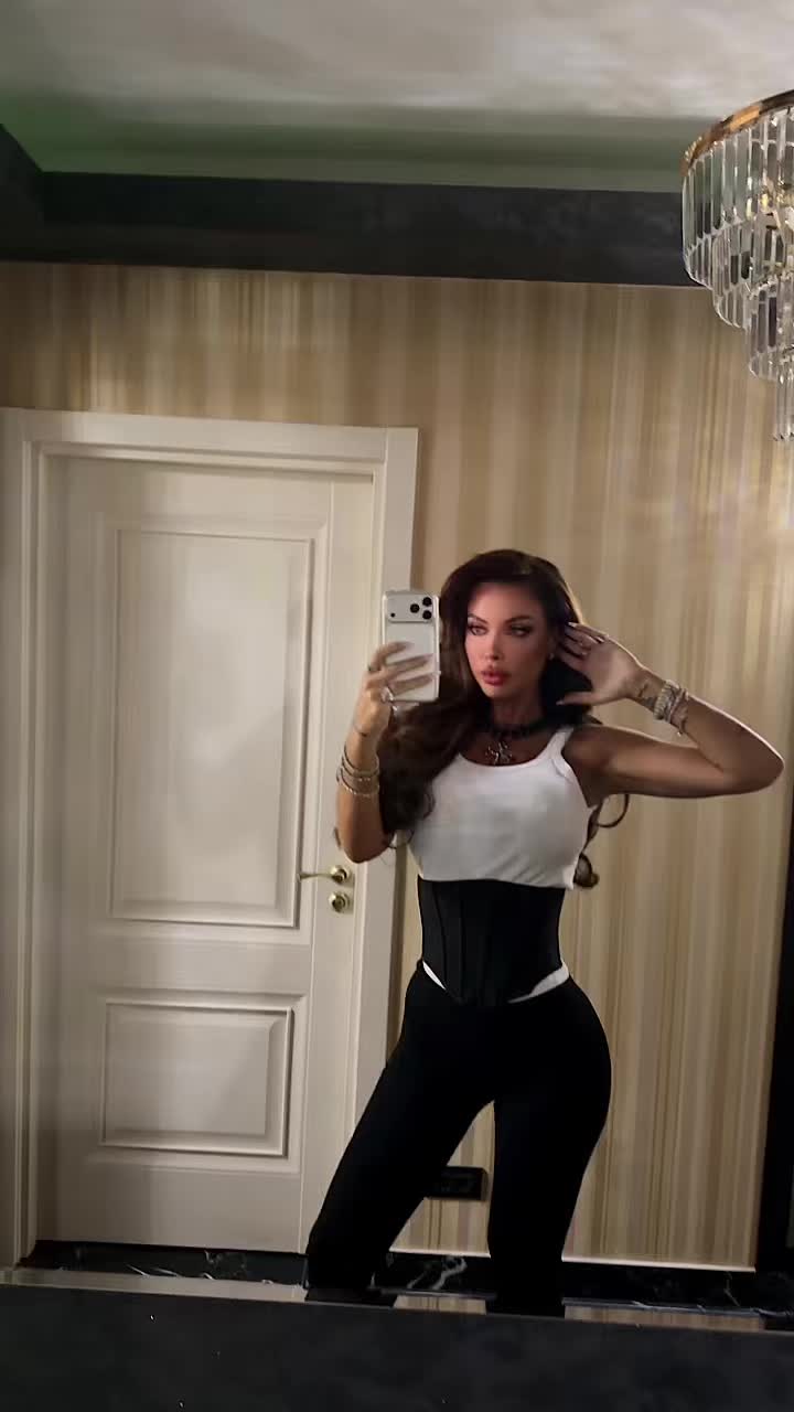 @Loredana Chivu