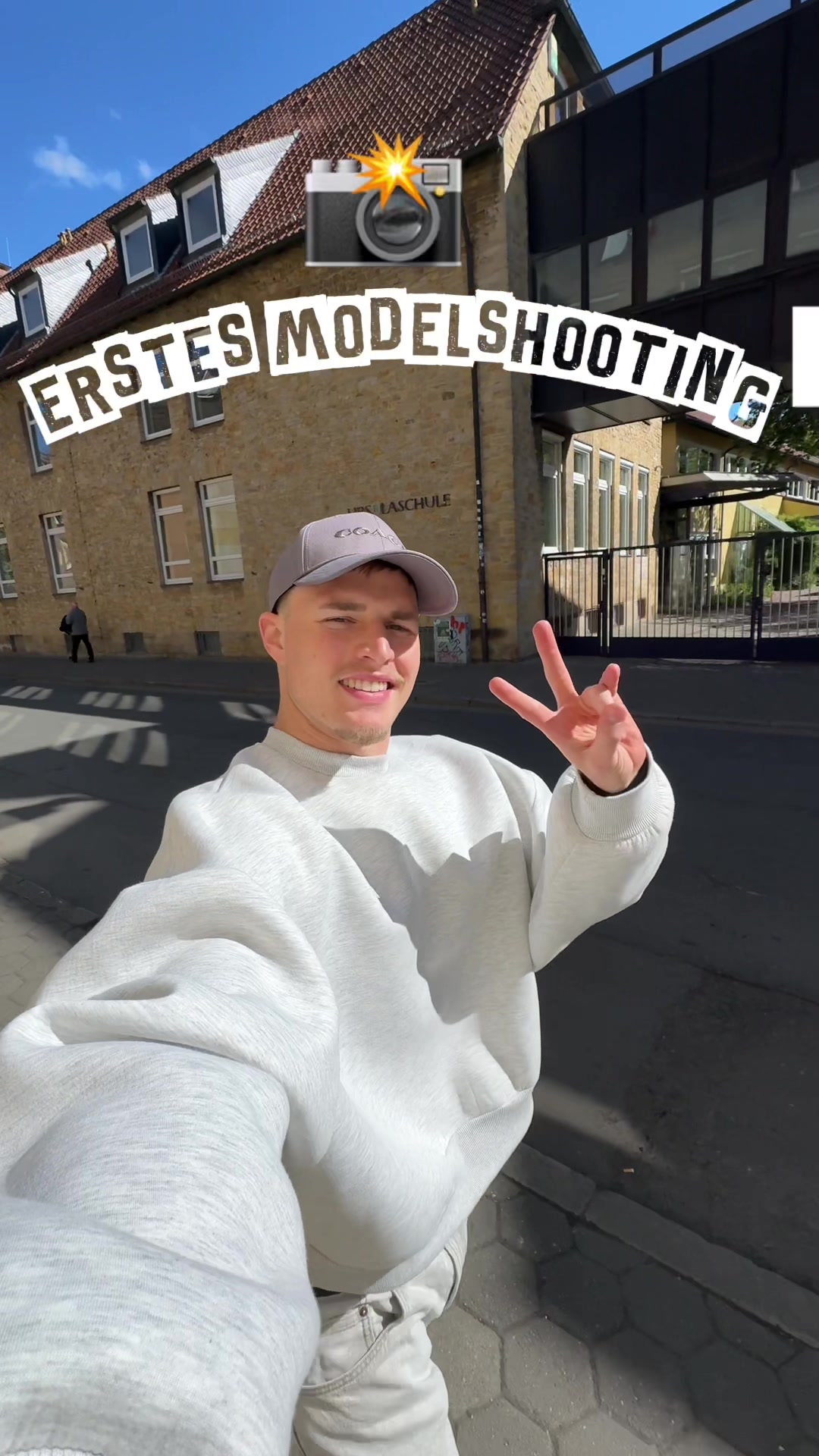 @Max Mustermann