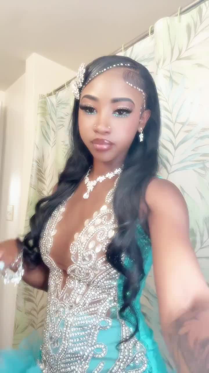 @*kyra🎀