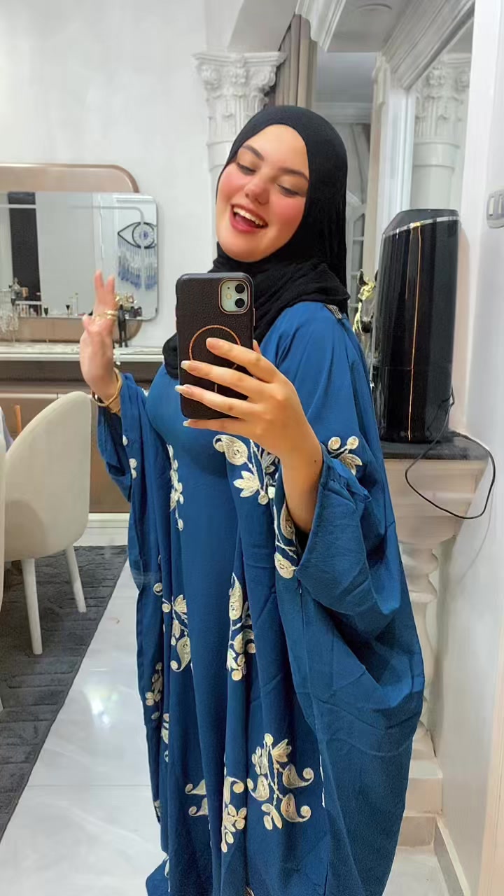 @منونه عروسه البحر……🧜🏼♀️🌊✨
