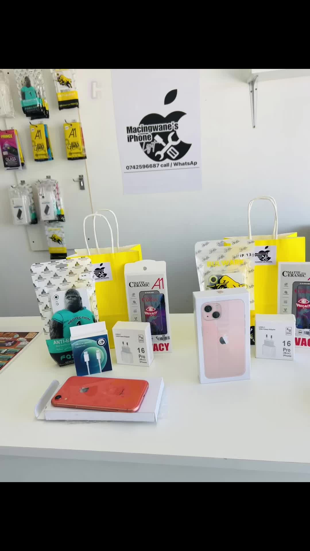 @Macingwane&rsquo;s iPhones Legit