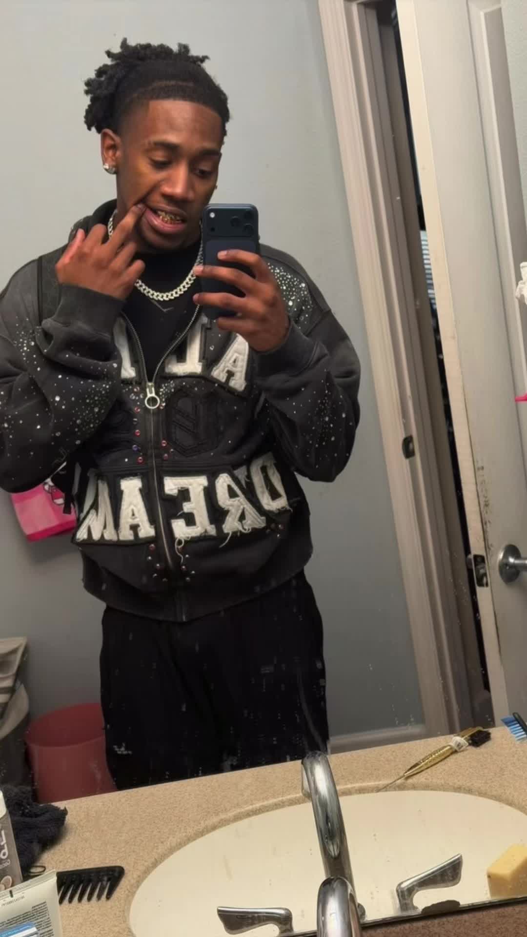 @Gmoney