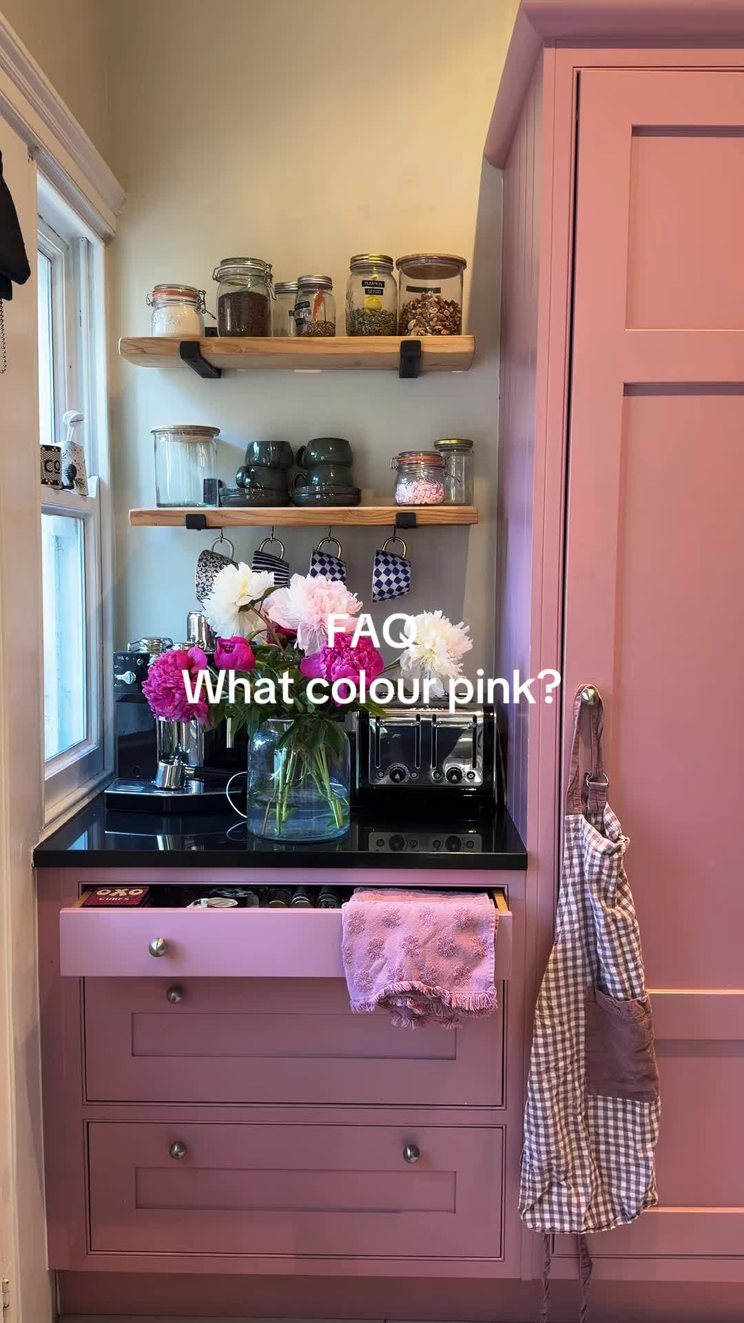@Victorian House Jules