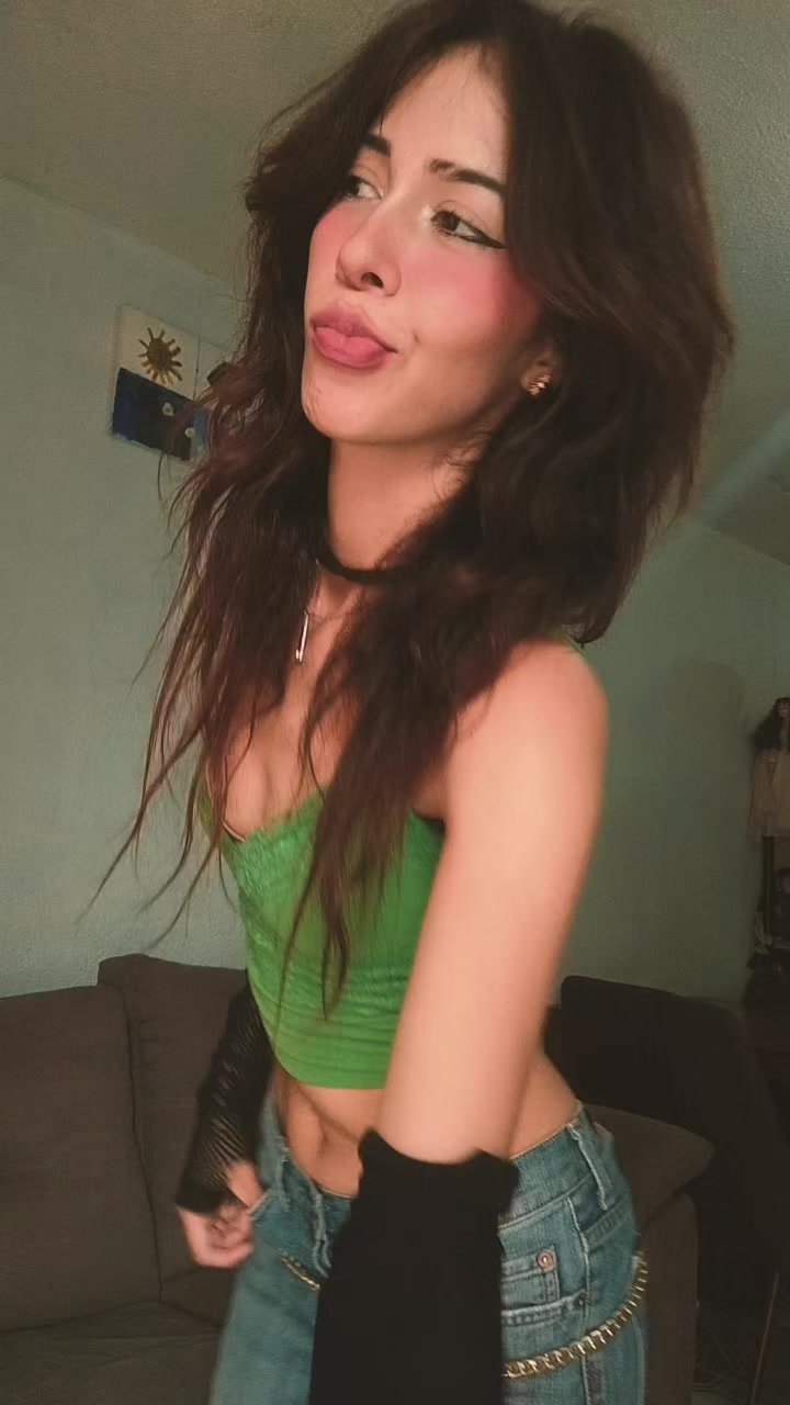 @UVE