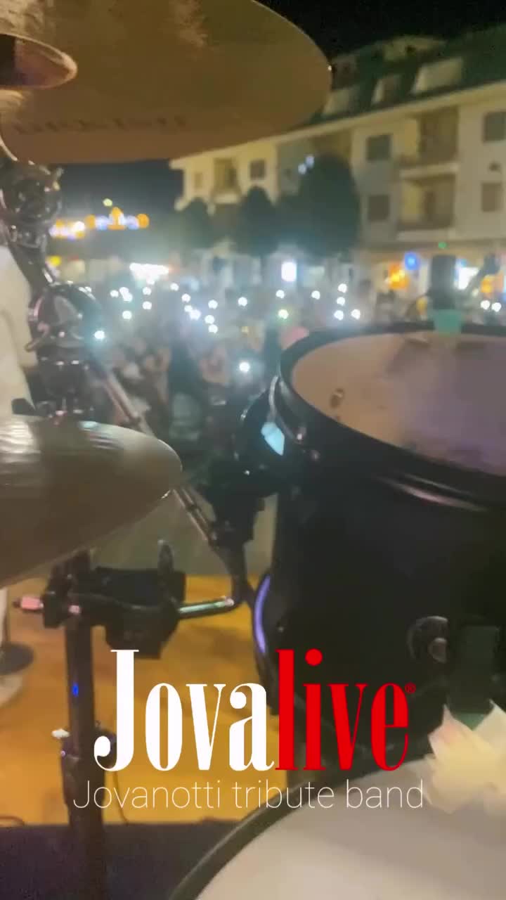 @JovaLive