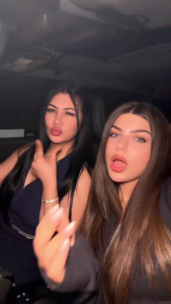 @Reeva 🦢