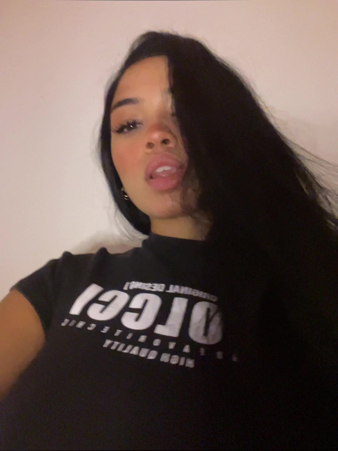 @lau🖤