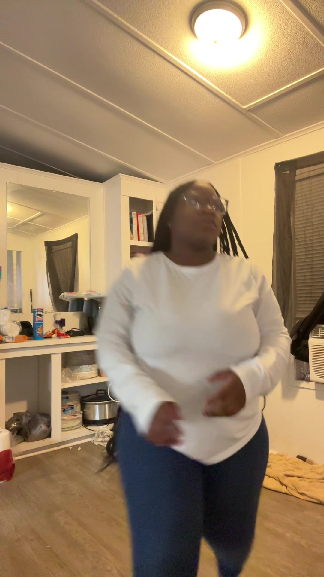 @👸🏾