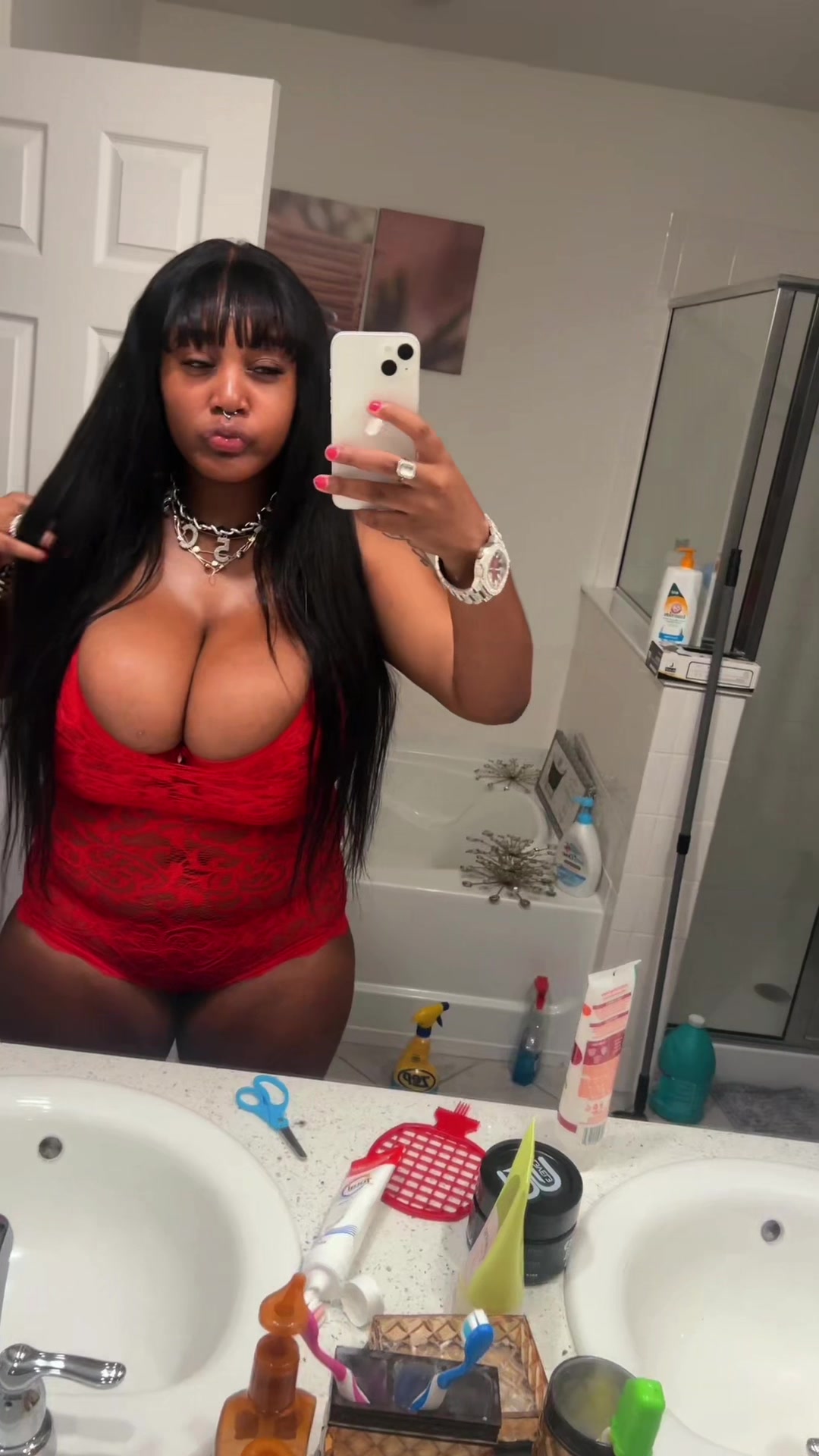 @ebony bih